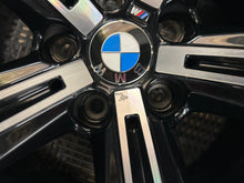 Load image into Gallery viewer, BMW 3 Series G20 G21 848M OEM 18” Alloy Wheel M Sport 320D 8746632 REAR PIRELLI