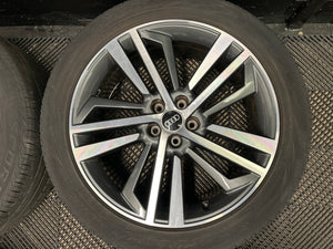 Audi Q5 20" X 8J Alloy Wheels and Tyres 80A601025F ET39 S Line OEM Genuine Used