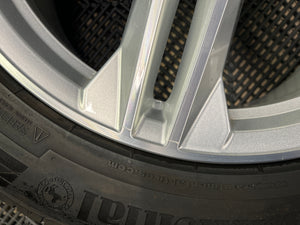Audi Q5 19" X 8J Alloy Wheels and Tyres FY 80A601025G ET39 S Line OEM Genuine