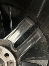 Load image into Gallery viewer, BMW 3 4 SERIES F30/F31/F32/F36 19&quot; Alloy Wheel &amp; Tyre 704M 7856711 REAR PIRELLI