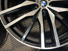 Load image into Gallery viewer, BMW 742m 22" Alloy Wheels M Sport G05 G06 X5 X6 Rims Set 4 OEM/Genuine 8090013 8090014