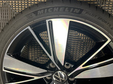 Load image into Gallery viewer, VW 18” VOLKSWAGEN Alloy Wheel &amp; Tyre Golf 8 BAKERSFIELD 225/40/18 5H0601025J GTD