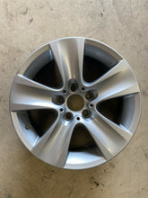 Load image into Gallery viewer, Genuine BMW Wheel 17&quot; R17 F06 F10 F11 F12  6790172 STYLE 327